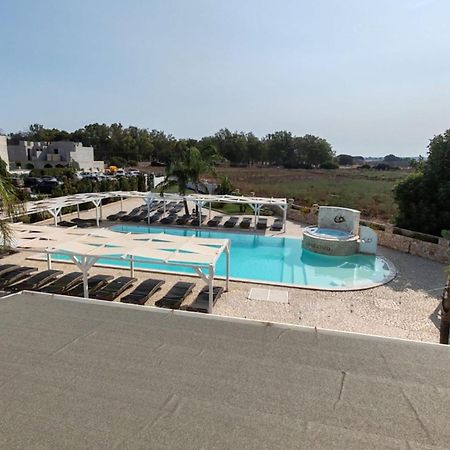 Pino Resort With Shared Pool トッレ・ラピッロ エクステリア 写真